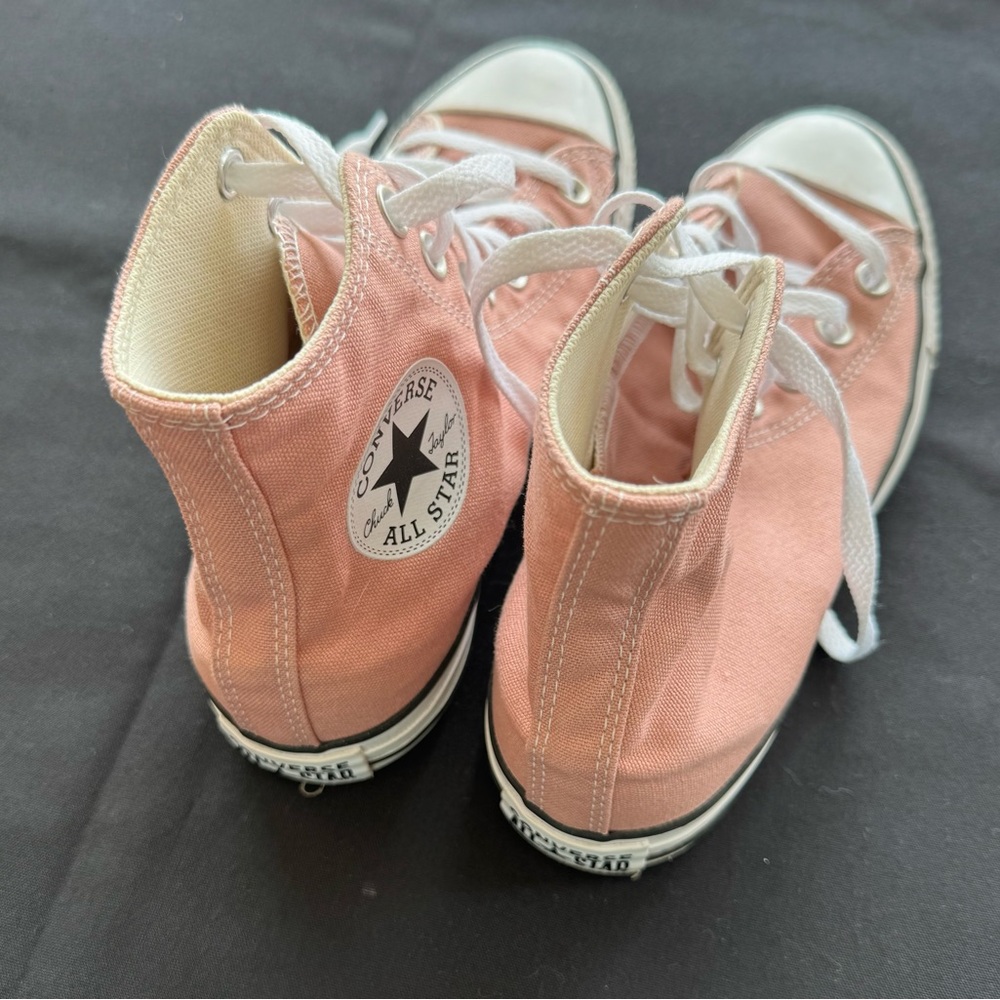 Converse peach Canvas High-Tops 7.5 - Picture 3 of 5
